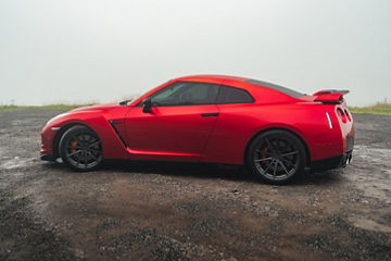 2011 Nissan GTR - TSW BATHURST - Gray Wheel Pros